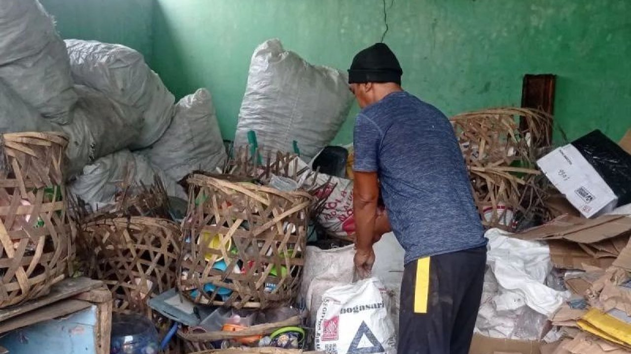 Sampah Lebaran di Lebak Naik 20 Persen, DLH Minta Warga Buang Sampah pada Tempatnya