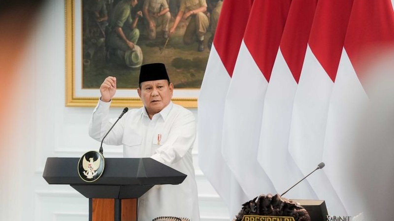 Kantor Komunikasi Kepresidenan (PCO) mengajak masyarakat untuk cerdas dalam memilih dan menyebarkan informasi selama libur Lebaran guna menjaga persatuan dan solidaritas nasional.