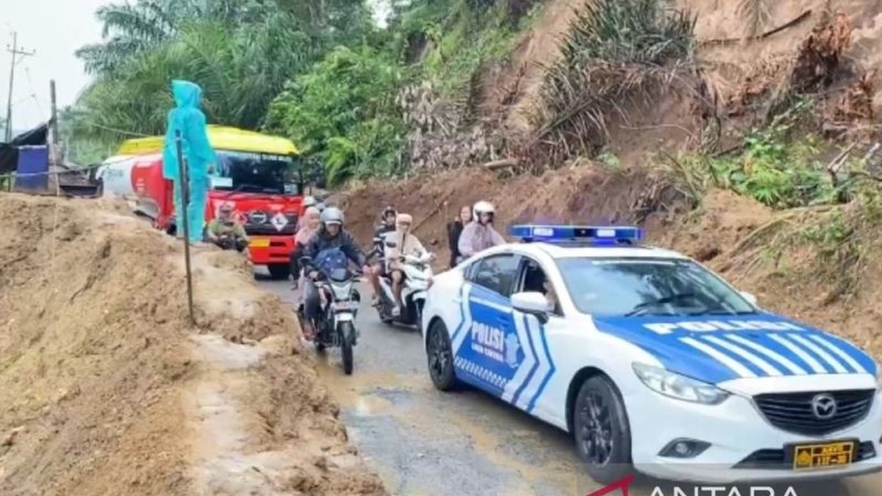 Sistem Buka Tutup Diterapkan di Jalur Longsor Rejang Lebong, Arus Mudik Lebaran Terganggu