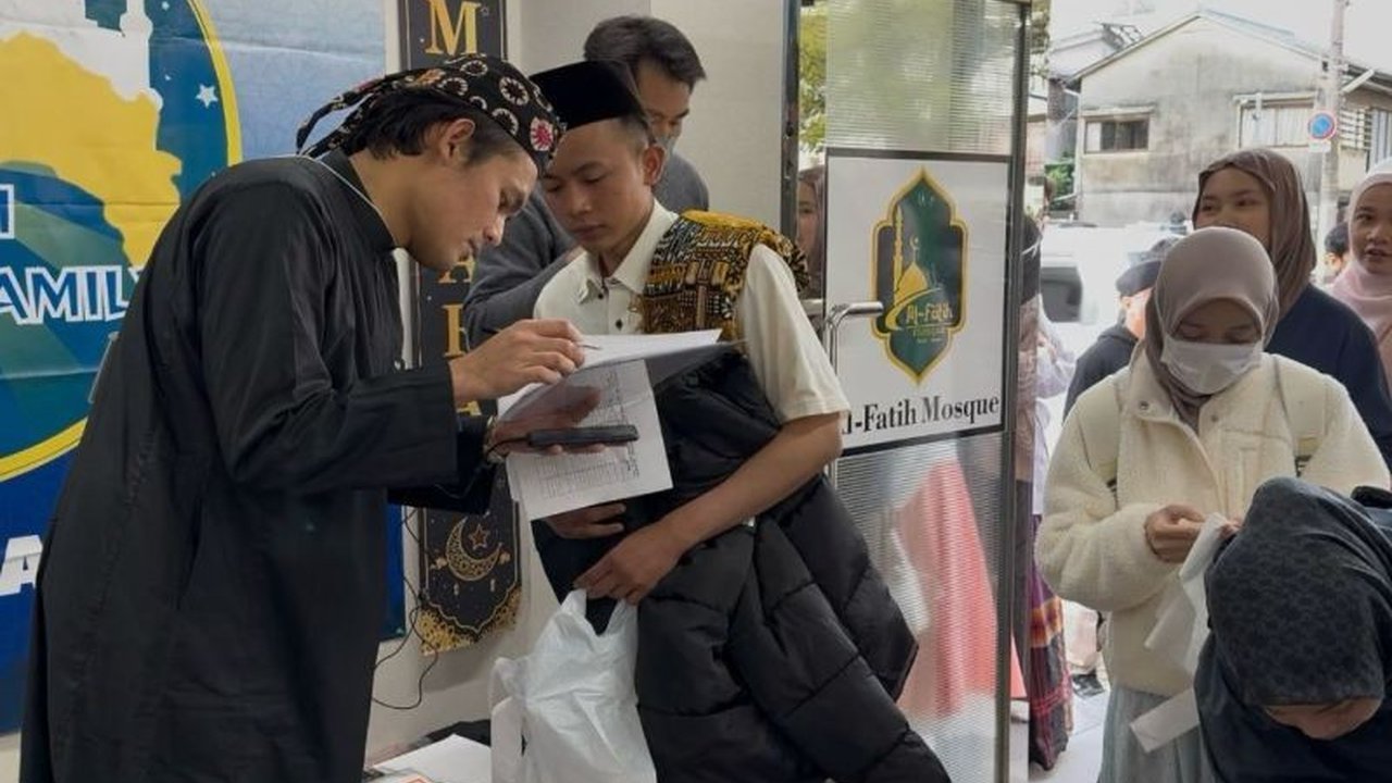 Ratusan diaspora Muslim Indonesia di Kochi, Jepang, merayakan Idul Fitri 1446 H dengan khidmat, membangun persaudaraan dan jembatan pemahaman antara Islam dan budaya Jepang.