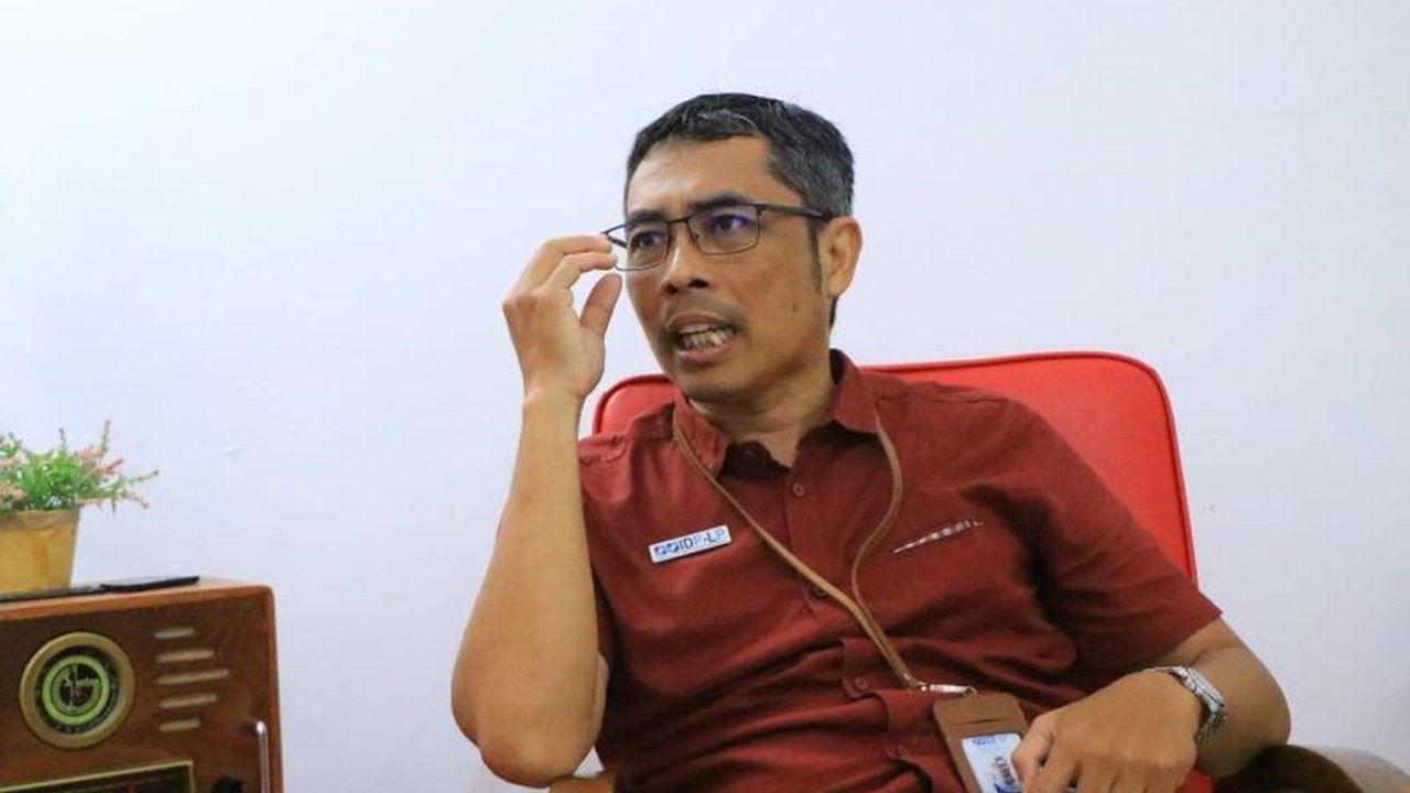 Pengamat kebijakan publik menilai kebijakan Wali Kota Depok yang mengizinkan ASN menggunakan mobil dinas untuk mudik berpotensi korupsi dan melanggar aturan administrasi pemerintahan.