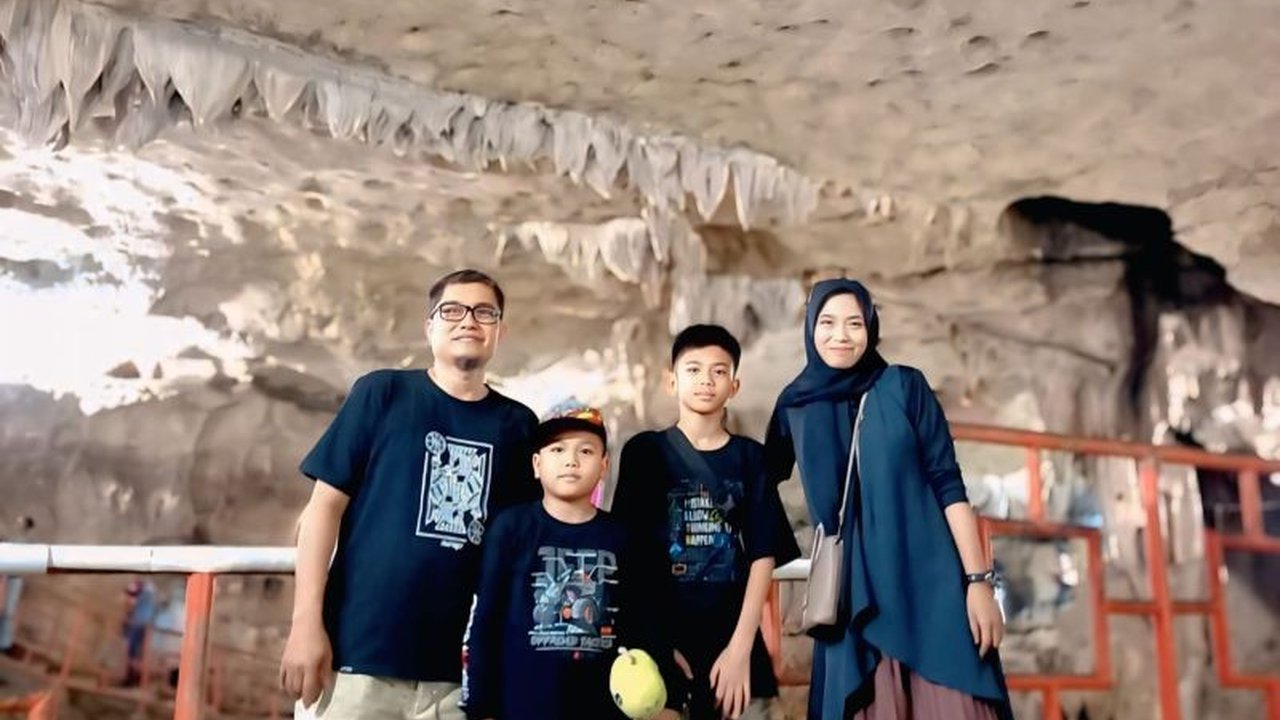 Polres OKU meningkatkan pengamanan di Goa Putri, objek wisata andalan Kabupaten OKU, selama libur Lebaran Idul Fitri 2025 untuk mengantisipasi lonjakan pengunjung dan memastikan keamanan dan kenyamanan wisatawan.