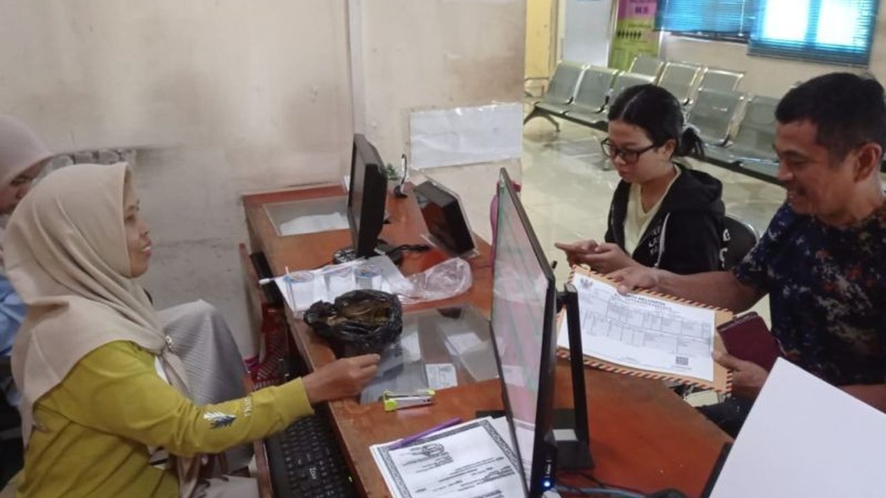 Layanan Adminduk di Mataram Ramai saat Libur Lebaran