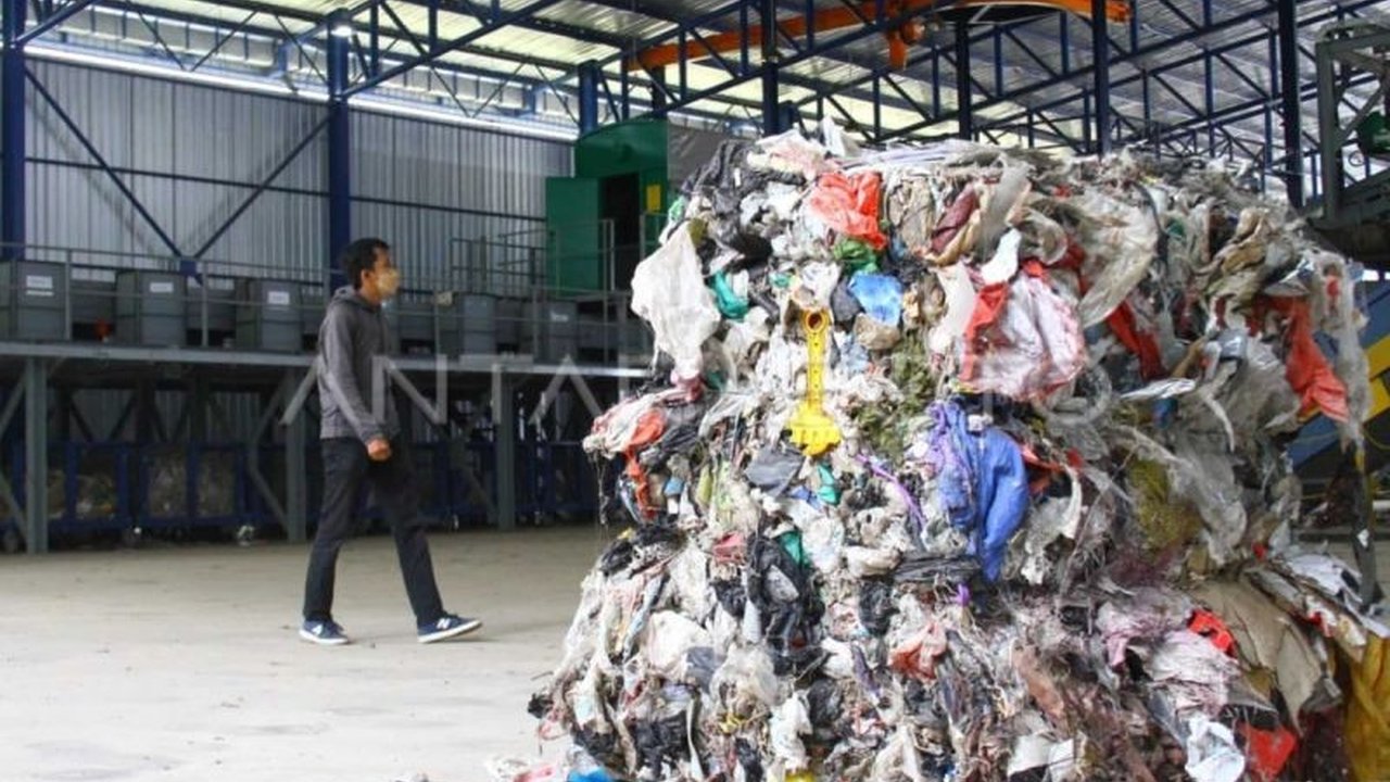 Volume sampah di TPA Supit Urang, Kota Malang selama Lebaran 2025 menurun dibandingkan tahun sebelumnya; kesadaran masyarakat dan edukasi Pemkot Malang jadi faktor kunci.