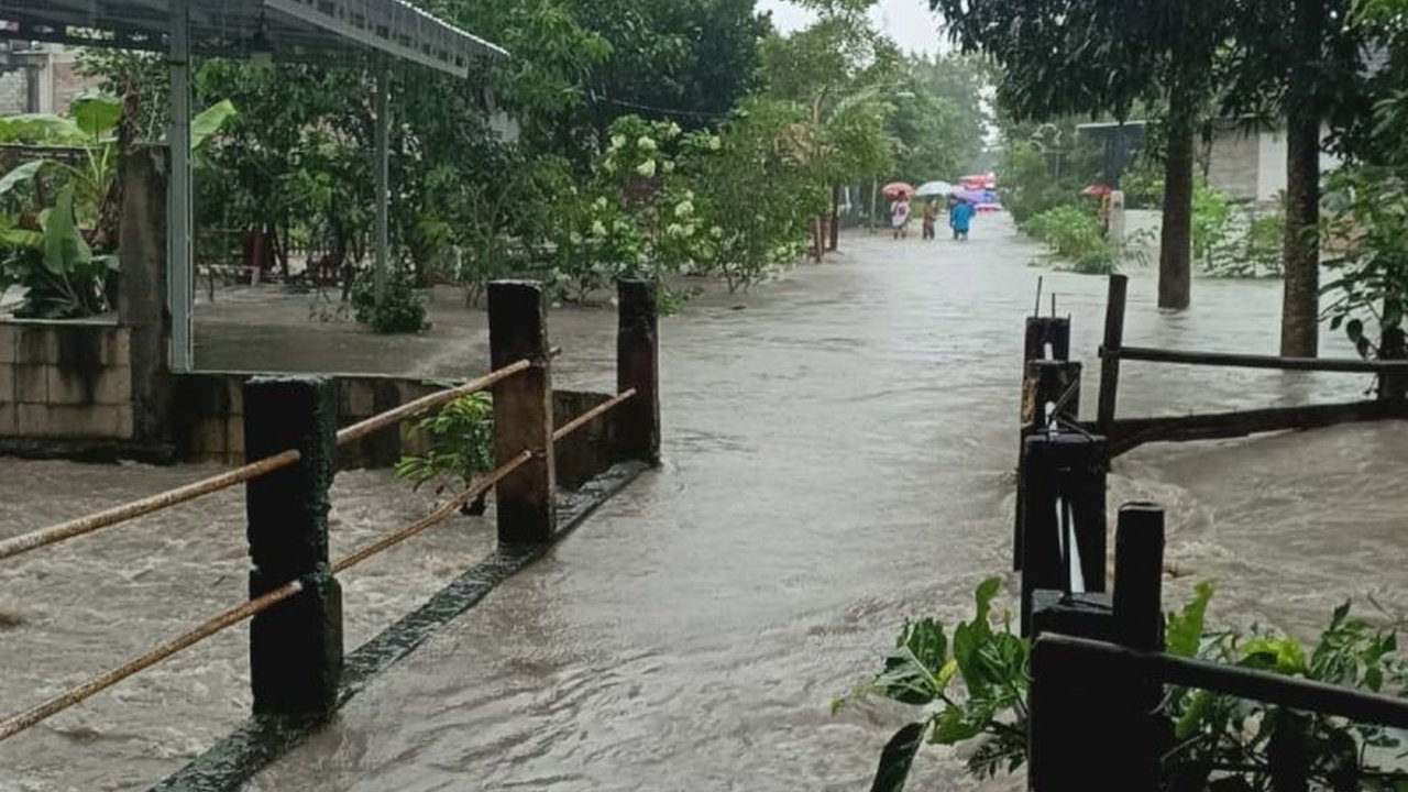Pemkot Surakarta akan segera mengirimkan surat kepada Kementerian PU untuk meminta pembangunan kolam retensi di Simpang Tujuh Joglo guna mengatasi masalah genangan air di wilayah tersebut.