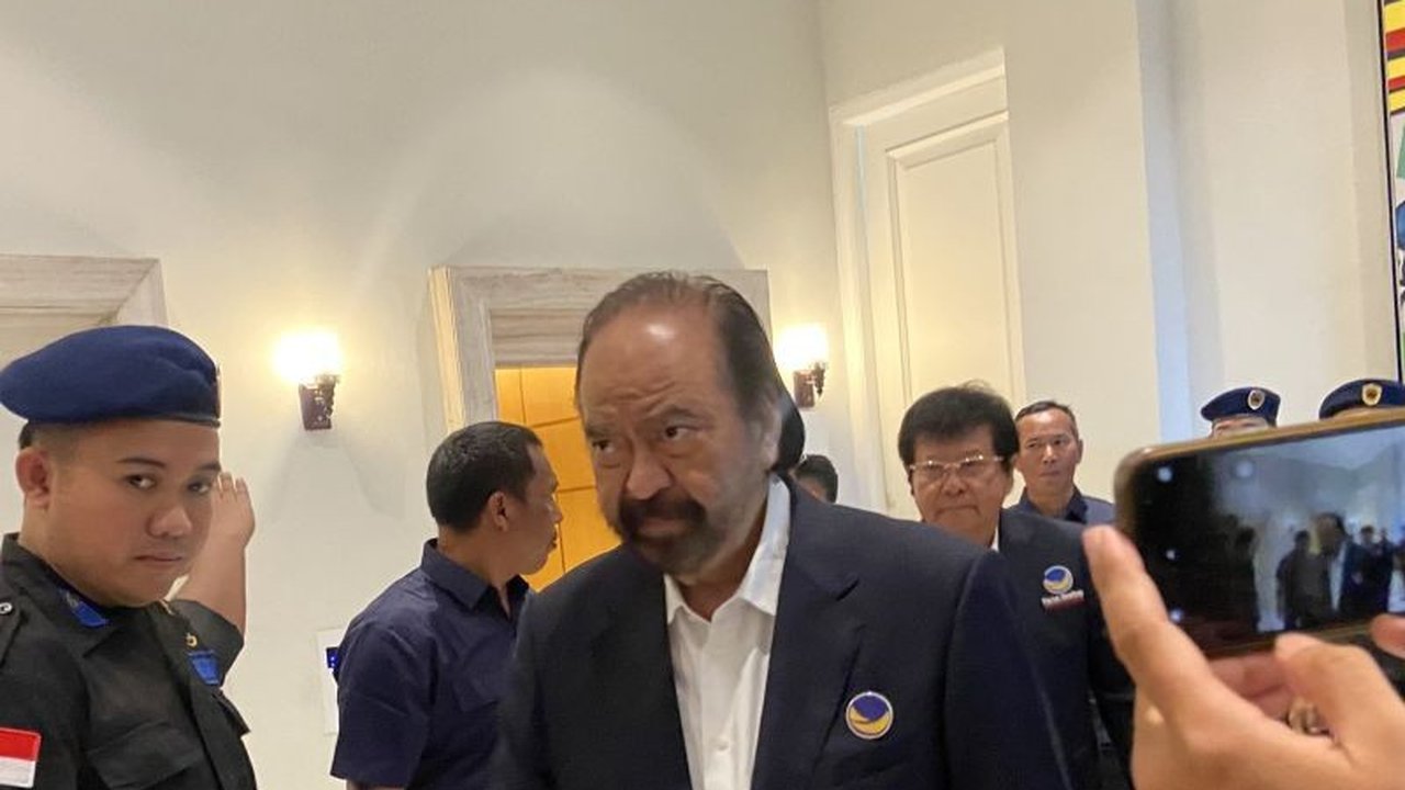 Ketua Umum Partai NasDem, Surya Paloh, menegaskan bahwa penunjukan Pietra Machreza Paloh sebagai komisaris independen di BTN bukan berasal dari usulan atau pencalonan partai.