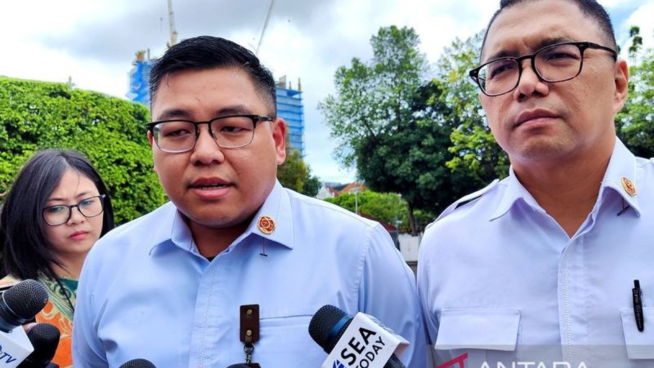 Presiden Prabowo Subianto menerapkan tiga strategi jitu untuk menghadapi gejolak ekonomi global, termasuk memperluas mitra dagang, mempercepat hilirisasi, dan memperkuat daya beli dalam negeri.