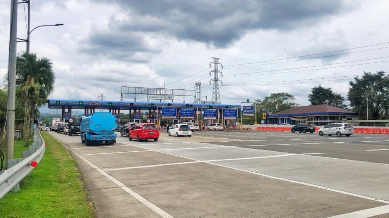 Peningkatan Signifikan Arus Lalu Lintas Tol Jabodetabek dan Jabar di H+1 Lebaran