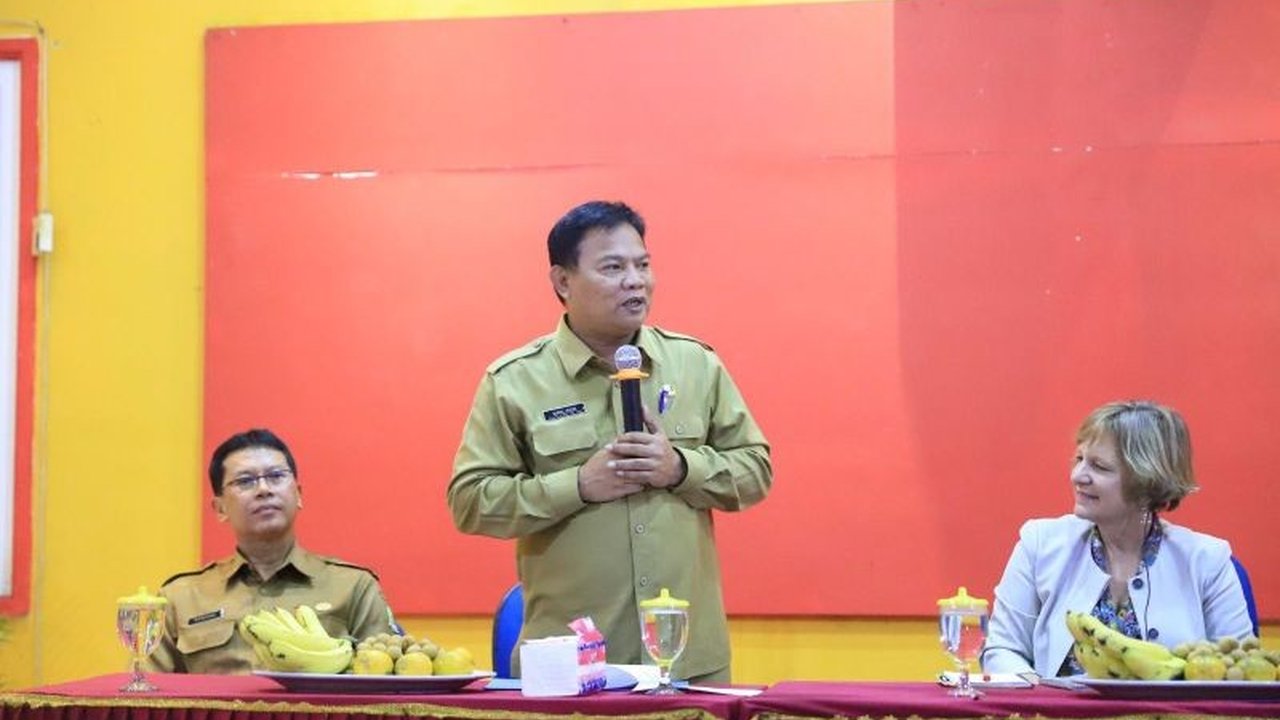 Dinas Pendidikan Kota Tangerang berhasil mengumpulkan dana zakat Ramadhan sebesar Rp2,9 miliar dari civitas akademika, dana tersebut akan disalurkan untuk kesejahteraan warga dan pemerataan akses pendidikan.