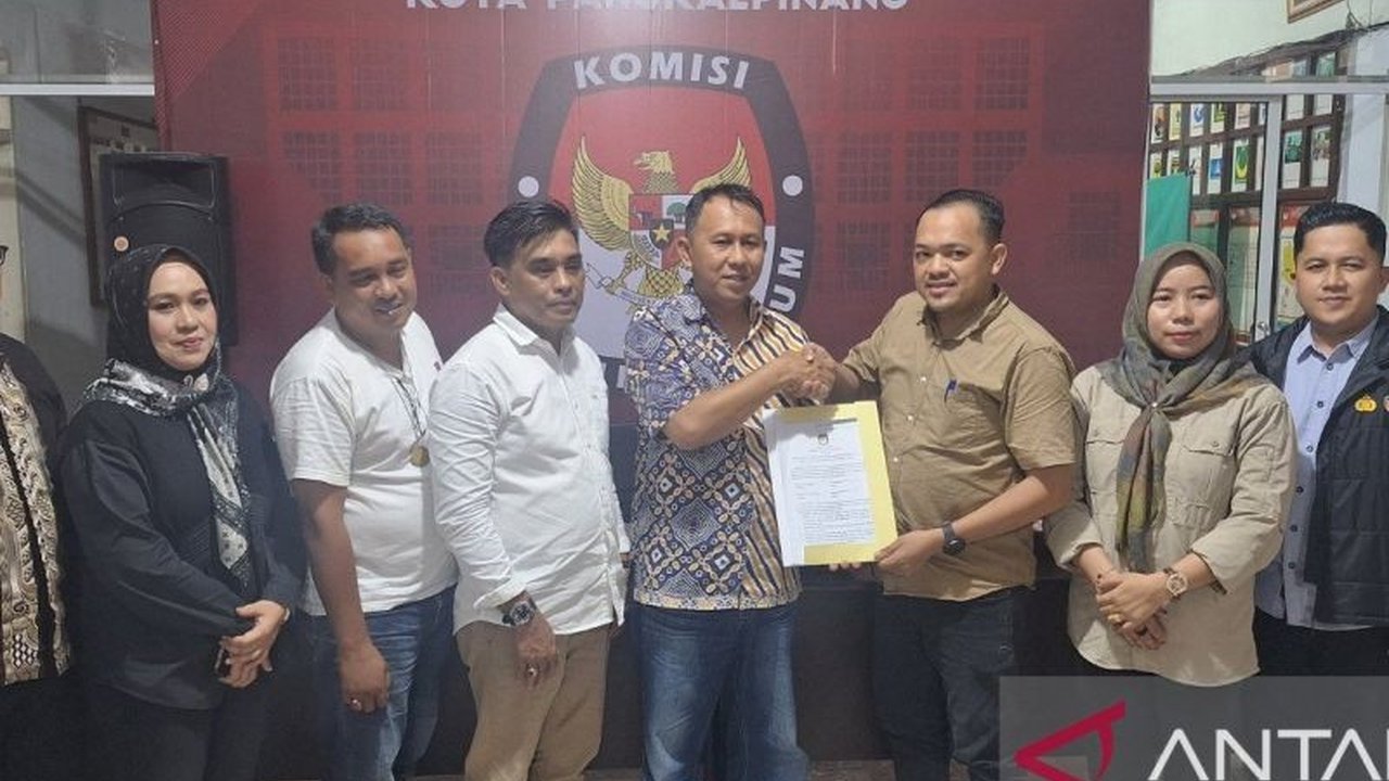 KPU Kota Pangkalpinang memberi waktu hingga 8 April 2024 bagi peserta Pilkada Ulang 2025 untuk melengkapi syarat administrasi pencalonan, setelah verifikasi awal menunjukkan ketidaklengkapan berkas.