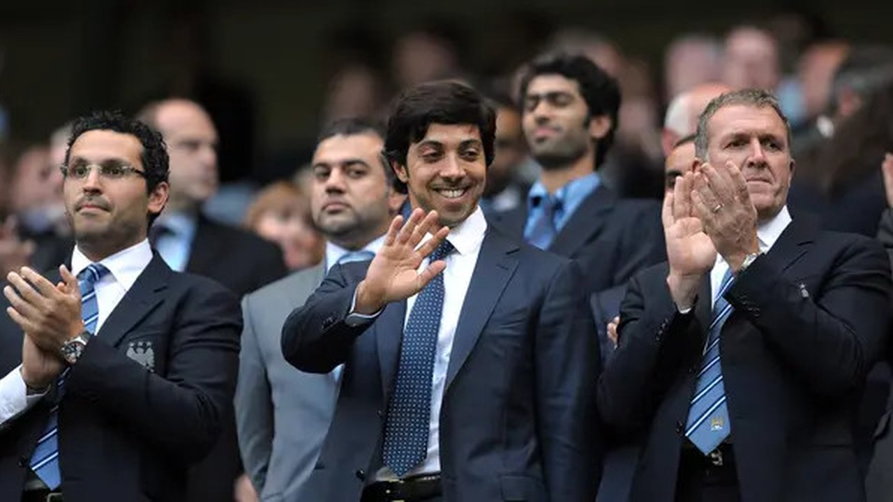 Pemilik Manchester City, Sheikh Mansour. (AFP/Andrew Yates)