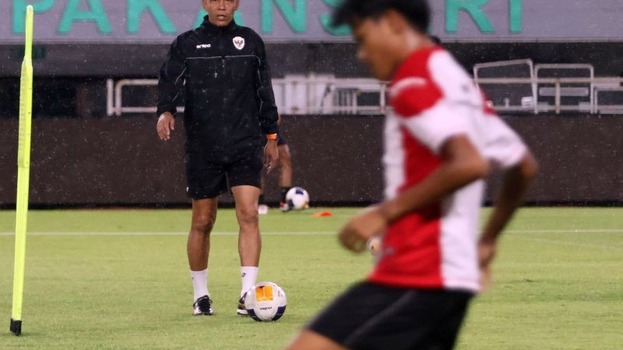 Timnas U-17 Indonesia memulai perjuangannya di Piala Asia U-17 2025 dengan menghadapi Korea Selatan malam ini, Jumat (4/4), di Jeddah,  dengan target mengamankan tiket ke Piala Dunia U-17 2025.