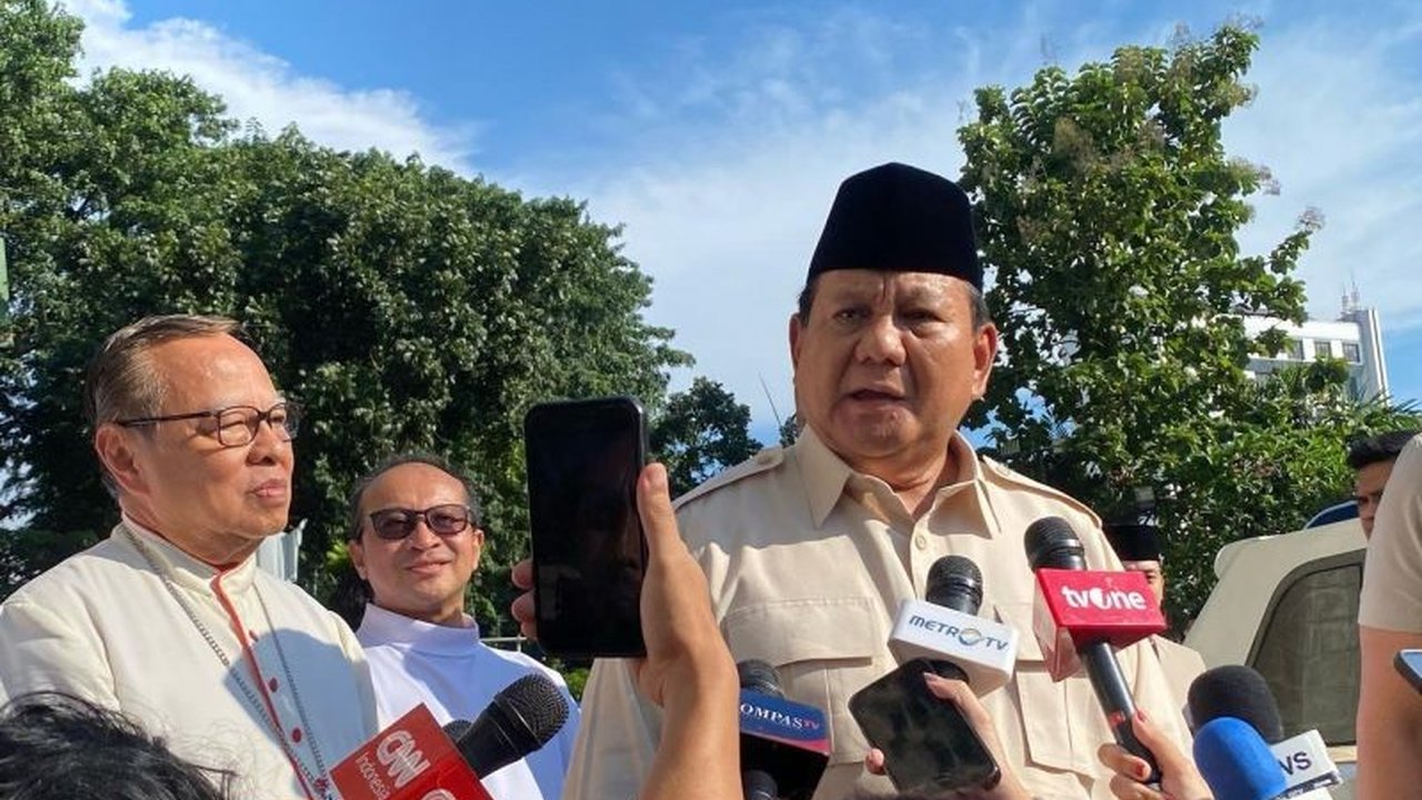 Kardinal Ignatius Suharyo mengenang Mgr. Petrus Turang, Uskup Emeritus Keuskupan Agung Kupang, sebagai sosok yang berdedikasi tinggi dalam melayani gereja dan masyarakat Indonesia.