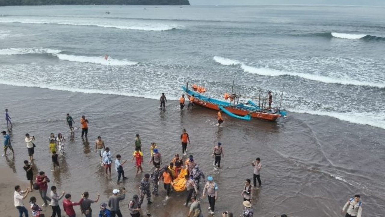 Wisatawan Terseret Ombak di Pangandaran Ditemukan Meninggal