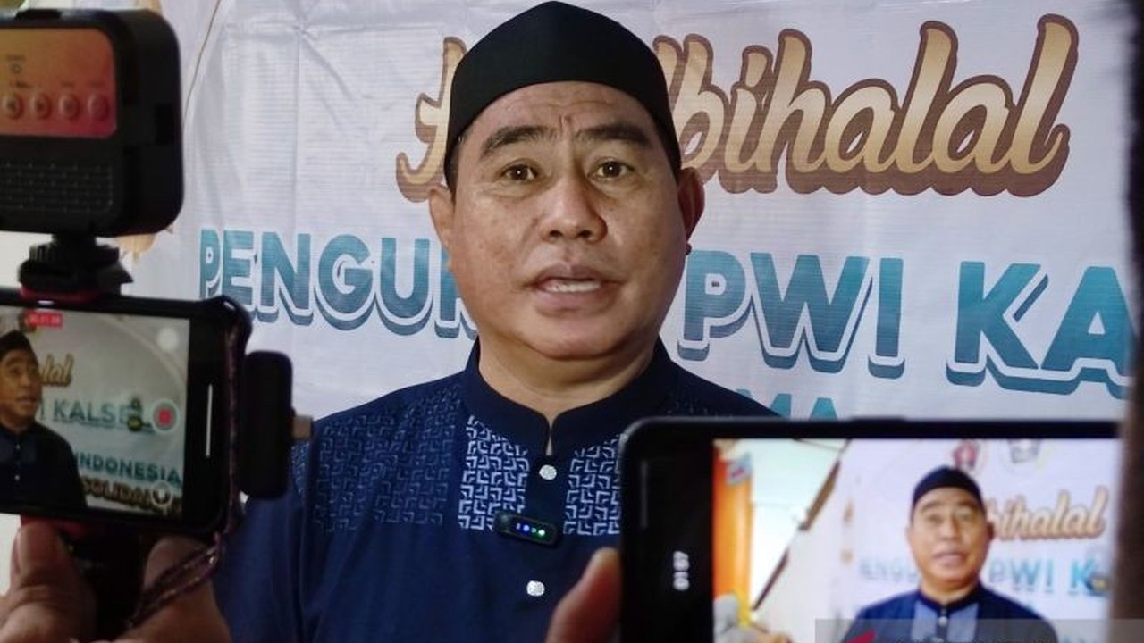 PWI Kalsel mendesak peradilan militer terbuka untuk mengusut tuntas kasus pembunuhan jurnalis Juwita (23) yang diduga dilakukan oknum TNI AL, agar keadilan dapat ditegakkan.
