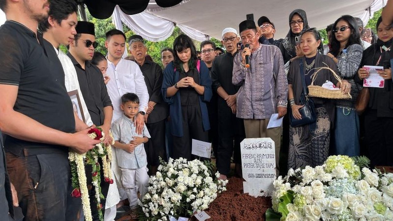 Rama Sahetapy mengenang sang ayah, Ray Sahetapy, sebagai sosok yang baik hati, penyayang, dan selalu memberikan yang terbaik untuk keluarga, terutama cucu-cucunya.
