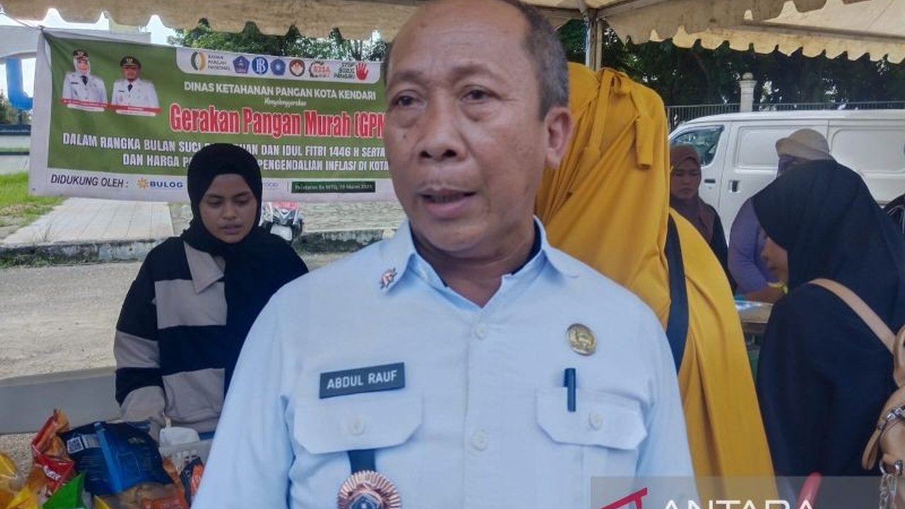 Dinas Ketahanan Pangan Kota Kendari berhasil menjaga stabilitas harga bahan pokok selama Lebaran 2025 berkat operasi pasar dan pasar murah yang dilakukan sejak Januari 2025.