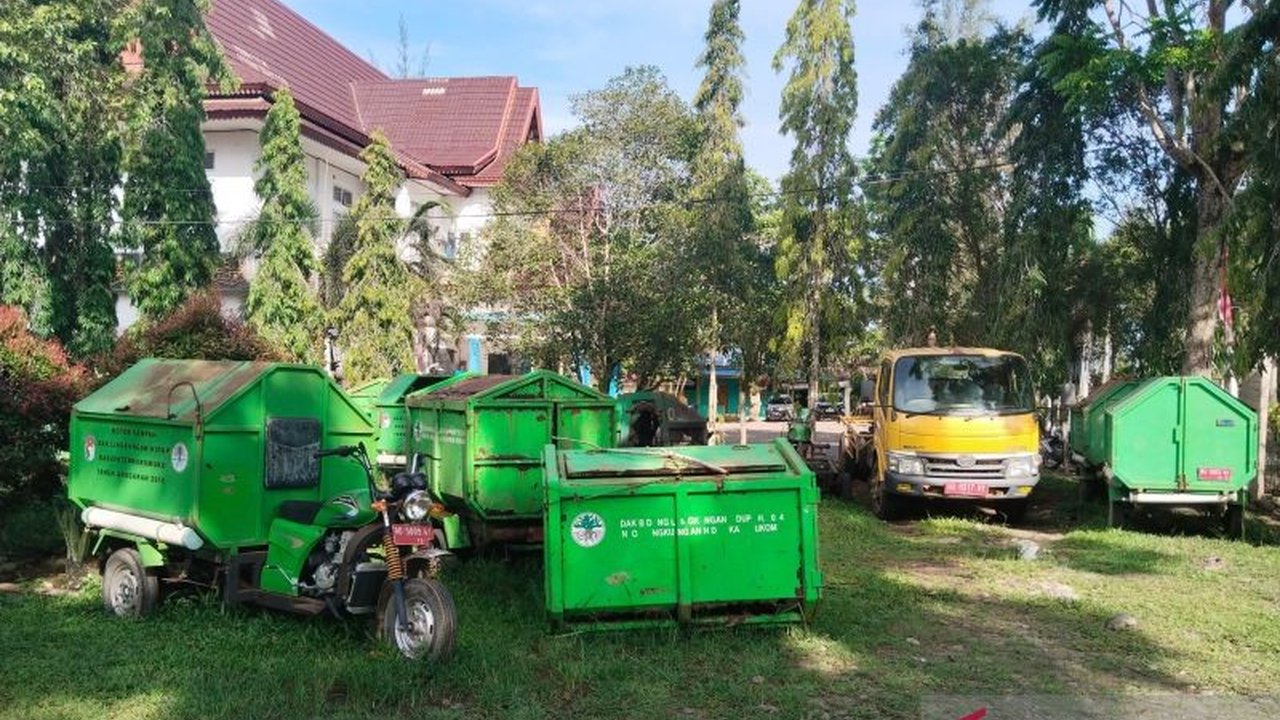 Dinas Lingkungan Hidup (DLH) Kabupaten Mukomuko memperpanjang waktu penyusunan peta jalan pengelolaan sampah hingga April 2025, guna merinci pengelolaan sampah jangka pendek, menengah, dan panjang.