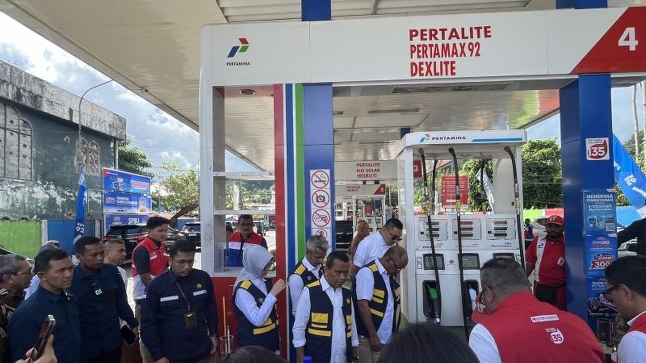 Menteri ESDM, Bahlil Lahadalia, memastikan kualitas BBM di Maluku, khususnya Pertalite dan Pertamax, sesuai spesifikasi dan aman dikonsumsi masyarakat.