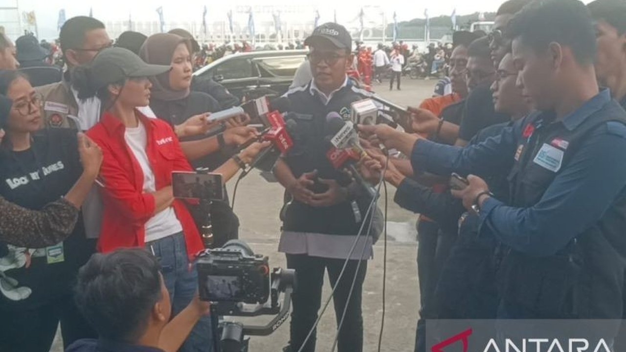 PT ASDP memprediksi puncak arus balik Lebaran 2025 di Pelabuhan Bakauheni akan terjadi malam ini, H+4, dengan jumlah kendaraan pemudik diperkirakan mencapai 35 ribu lebih.