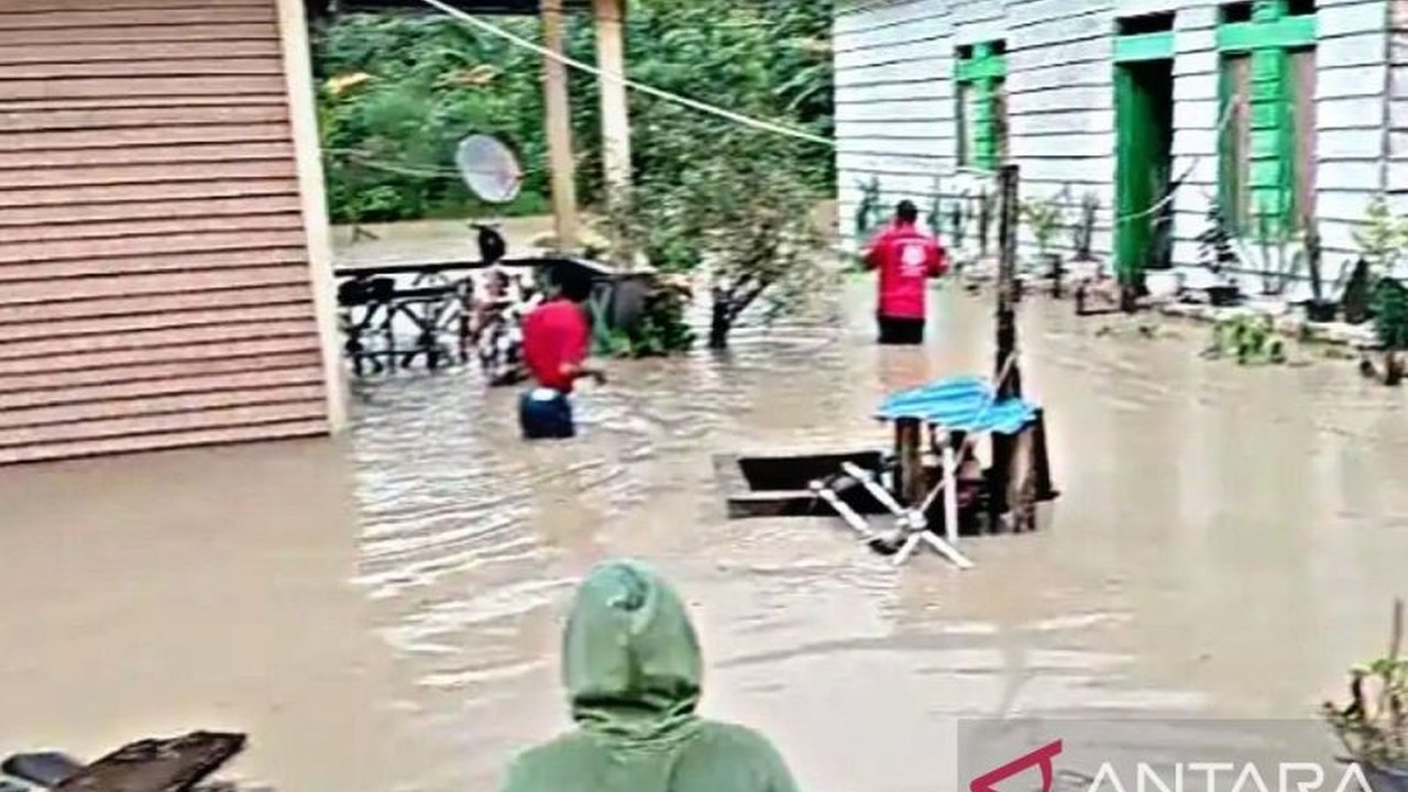 Pemkab SBT Bangun Talud Penahan Banjir di Gorom, Tanggapi Cepat Bencana Banjir