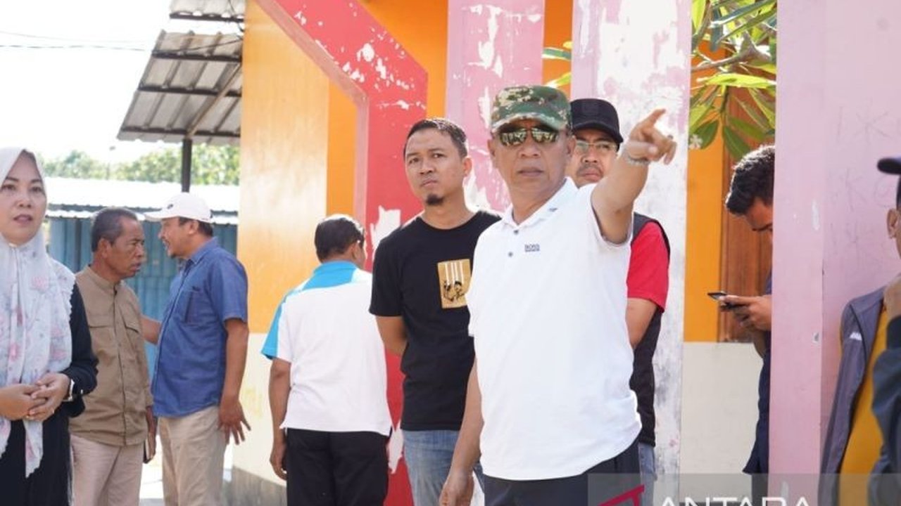 Pemerintah Kota Bima, NTB, benahi wajah kota melalui penataan kawasan Taman Batas Kota Bima dan Lapangan Pahlawan Raba sebagai bagian dari program 100 hari kerja Wali Kota.