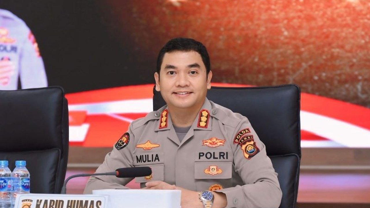 Polda Jambi mengimbau masyarakat Bungo menjaga kamtibmas pasca PSU Pilkada 2024, sementara pasangan Jumiwan-Maidani unggul dalam hasil sementara.