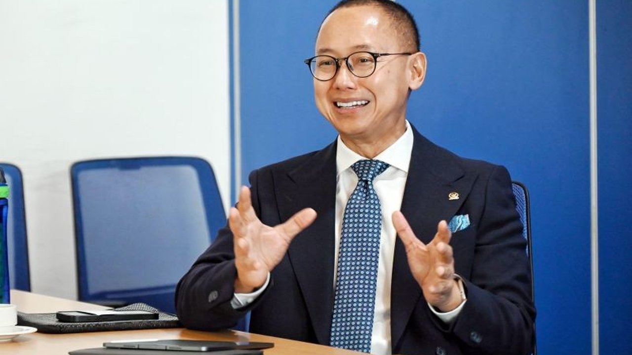 Wakil Ketua MPR RI, Eddy Soeparno, menilai kebijakan tarif resiprokal AS justru menjadi peluang bagi Indonesia untuk memperkuat industri dalam negeri dan meningkatkan kualitas TKDN.