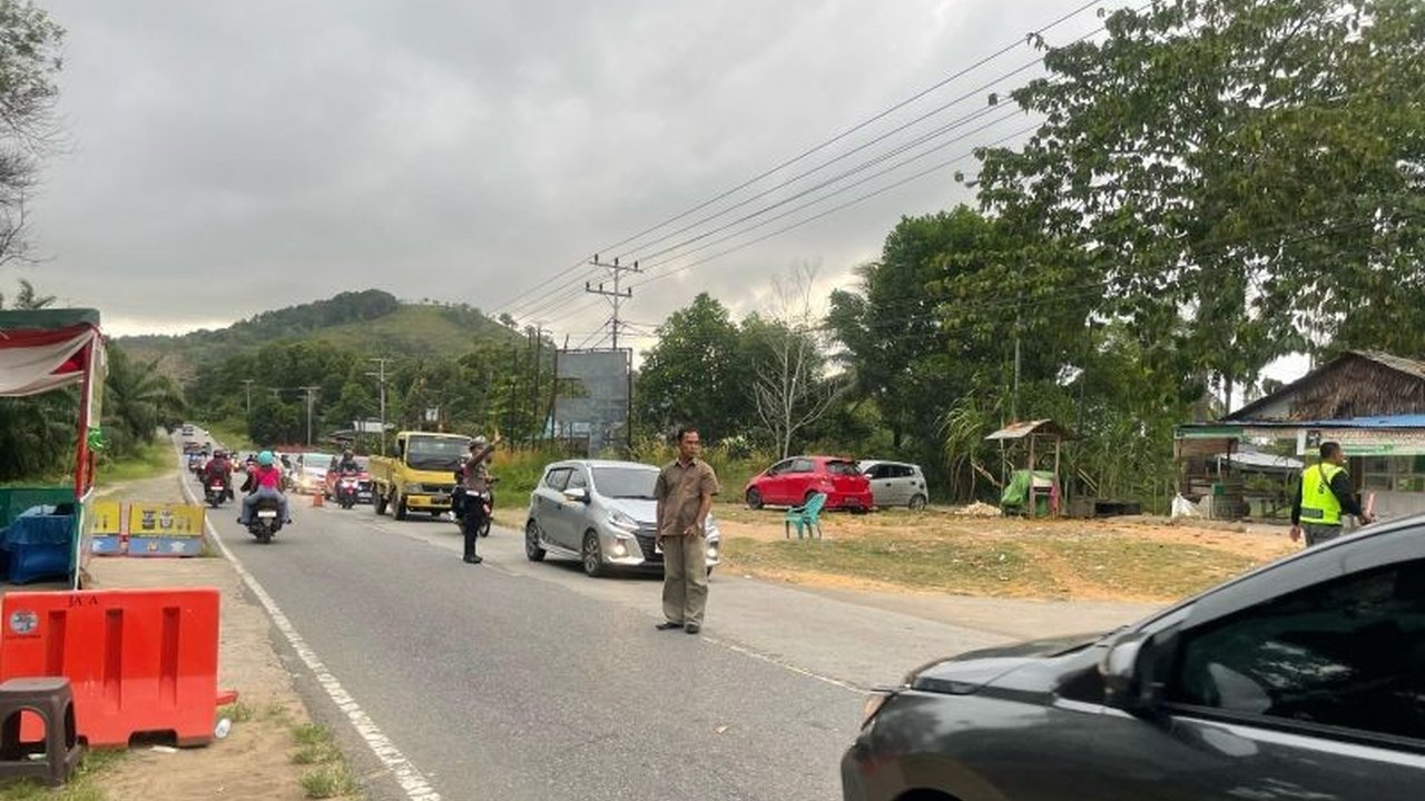 Polres Bengkayang memastikan kelancaran arus balik Lebaran 2025 dengan berbagai persiapan dan penempatan personel di titik-titik rawan kemacetan.