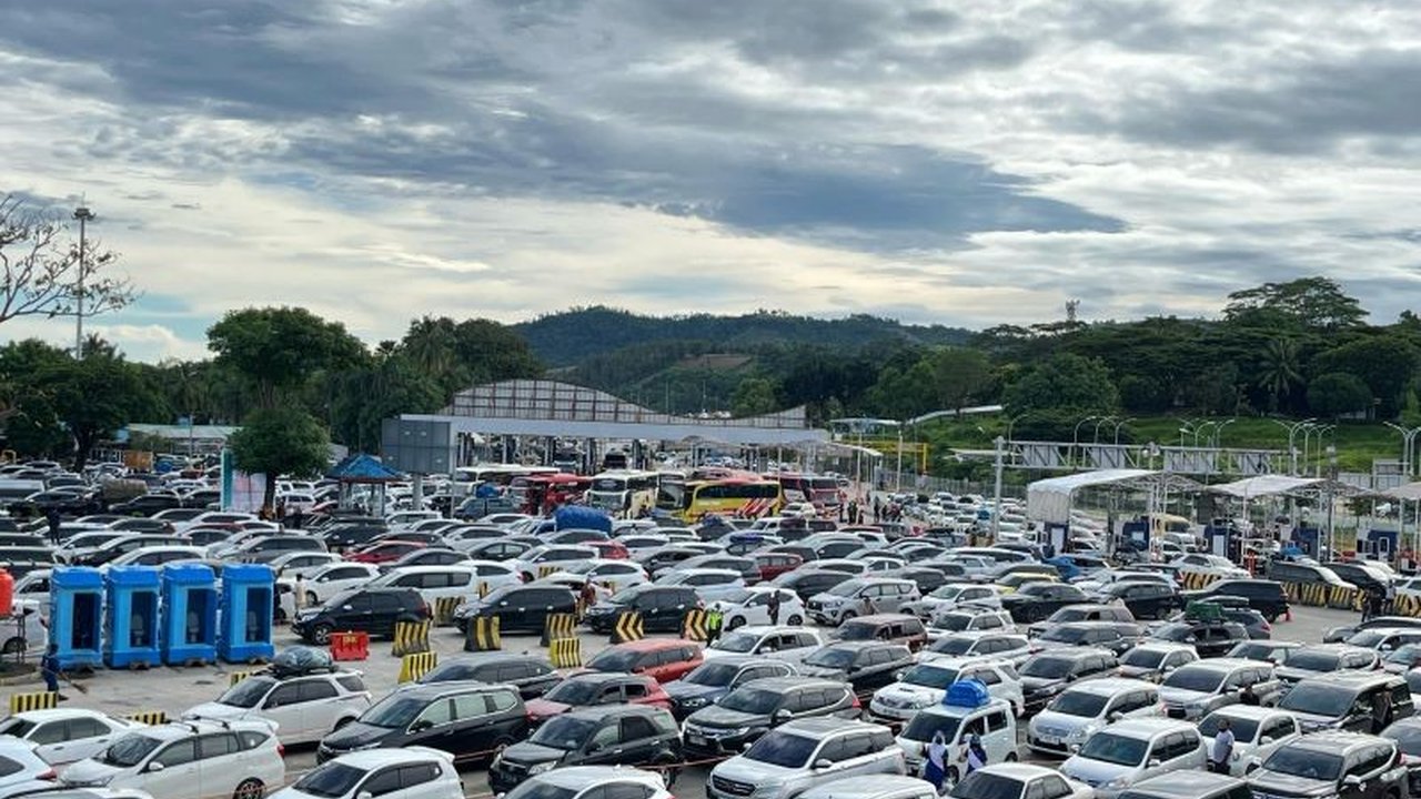 Arus Balik Lebaran 2025 di Bakauheni Masih Padat: 75.908 Penumpang dan 17.577 Kendaraan Tercatat