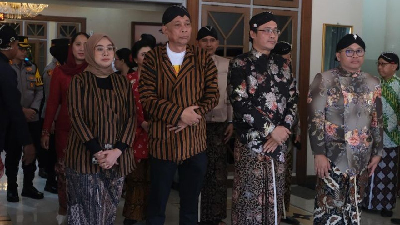 Kementerian Sosial (Kemensos) akan mendirikan dua Sekolah Rakyat di Magelang, Jawa Tengah, dengan memanfaatkan aset pemerintah dan kabupaten untuk memberikan pendidikan gratis bagi siswa miskin dan ekstrem miskin.