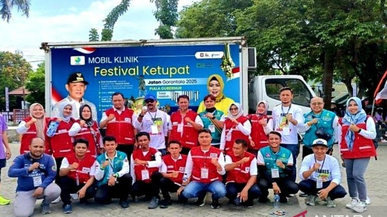 Dinas Kesehatan Provinsi Gorontalo siapkan tim medis lengkap di empat titik strategis selama perayaan Lebaran Ketupat di Limboto Barat untuk memastikan keamanan dan kenyamanan masyarakat.