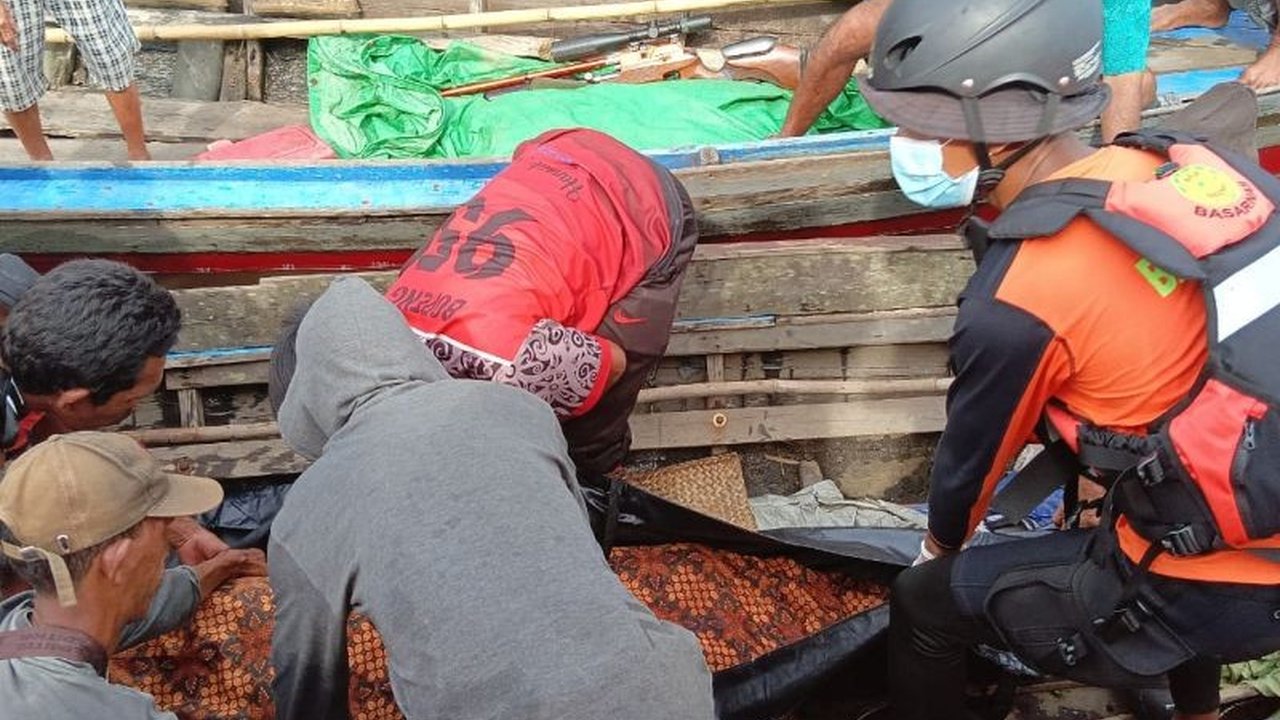 Pemerintah Kotim mengimbau masyarakat meningkatkan kewaspadaan terhadap serangan buaya, terutama di bantaran sungai menyusul kejadian serangan buaya yang menewaskan seorang warga di Pulau Hanaut.