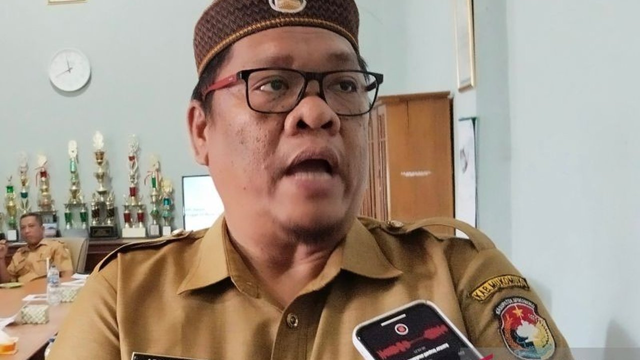 Sekretaris Daerah Mukomuko ingatkan seluruh Kepala OPD untuk memantau kehadiran ASN pada hari pertama masuk kerja setelah libur Lebaran 2025 guna meningkatkan kedisiplinan aparatur sipil negara.