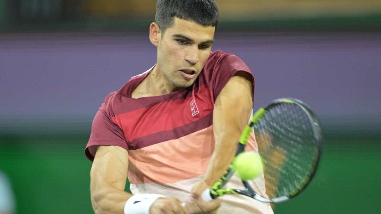 Carlos Alcaraz ungkap dukungan penggemar jadi kunci kemenangan beruntunnya di Indian Wells, bahkan menyebut insiden lebah tahun lalu sebagai motivasi.