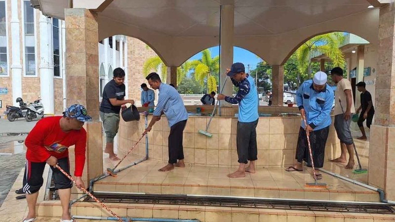 BKPRMI Aceh Timur mengimbau seluruh masjid di jalur nasional buka 24 jam, berikan pelayanan terbaik, dan jaga kebersihan untuk kenyamanan pemudik selama arus balik Lebaran Idul Fitri.
