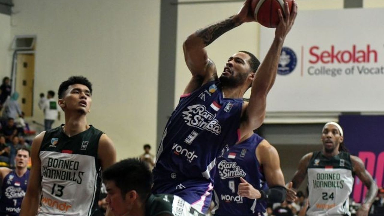 Rans Simba Bogor, dengan rekor 10 kemenangan beruntun, bersiap menghadapi Pacific Caesar Surabaya pada laga pembuka paruh kedua IBL 2025, Kamis (10/4), di GOR Pacific Surabaya.