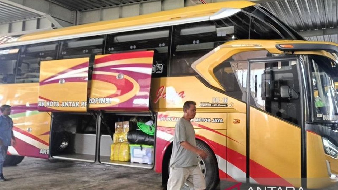 Terminal Samarinda Seberang melayani 32 bus AKAP selama arus balik Lebaran, dengan situasi yang terpantau lancar dan aman berkat koordinasi antar instansi.