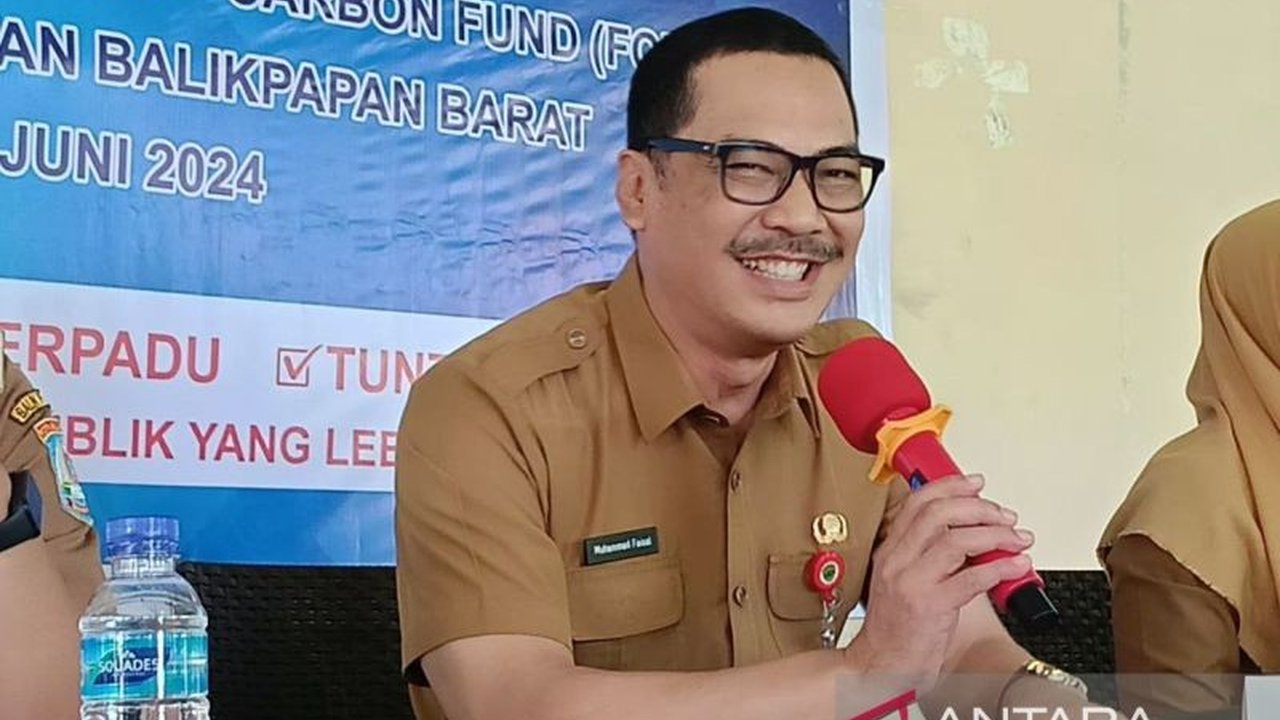 Dinas Kominfo Kaltim berlomba-lomba menyediakan akses internet gratis di seluruh desa di Kalimantan Timur untuk meningkatkan layanan publik dan memberdayakan masyarakat.
