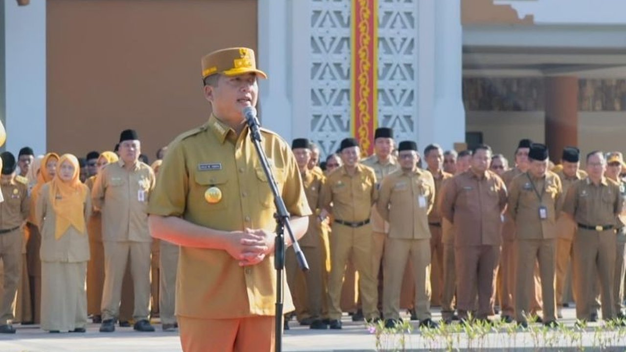 Gubernur NTB, Lalu Muhamad Iqbal, berkomitmen penuh tegakkan meritokrasi untuk kemajuan daerah, menempatkan orang terbaik tanpa memandang latar belakang politik, agama, atau suku.