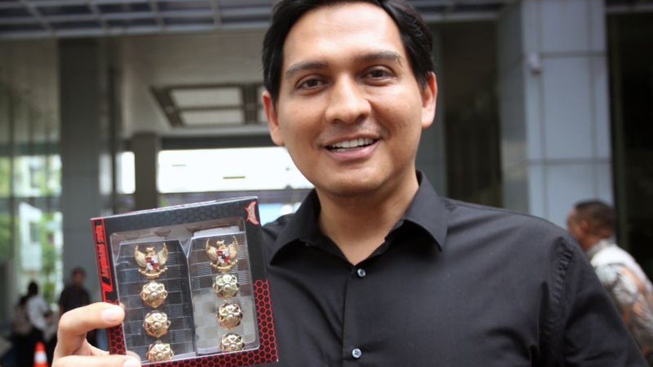 Bupati Indramayu Lucky Hakim dijadwalkan bertemu Wamendagri Bima Arya hari ini untuk membahas perjalanannya ke Jepang tanpa izin, yang berpotensi melanggar UU Pemerintahan Daerah.