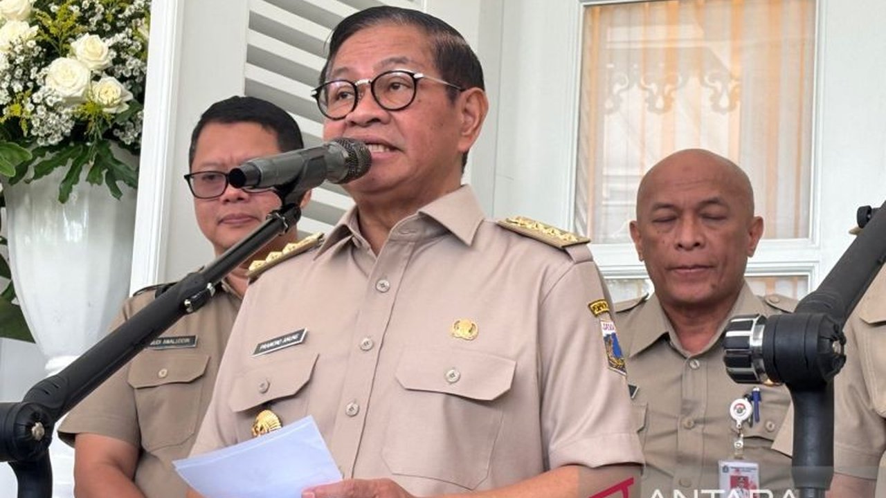 Gubernur DKI Jakarta, Pramono Anung Wibowo, memanggil Direksi Bank DKI untuk membahas gangguan sistem yang terjadi beberapa hari terakhir dan memastikan keamanan dana nasabah.
