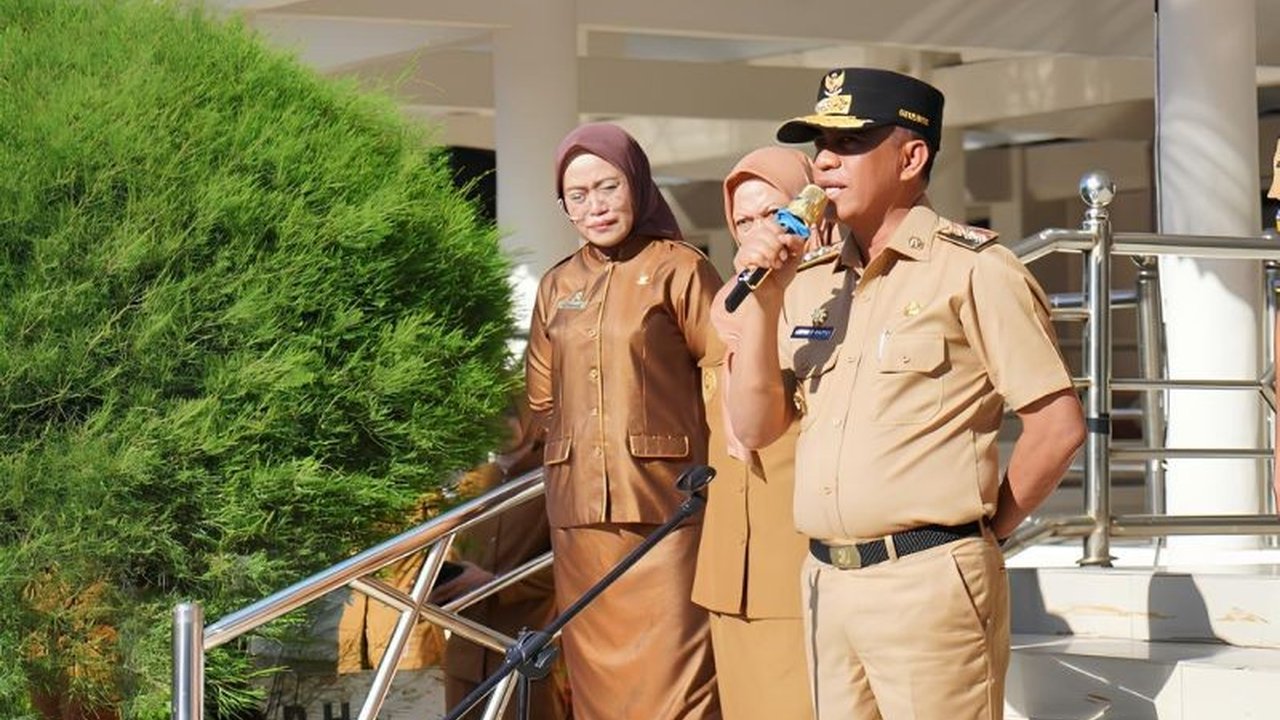 Gubernur Sulawesi Tengah, Anwar Hafid, mengajak seluruh ASN untuk menjadikan momen Idul Fitri sebagai refleksi guna meningkatkan etos kerja dan pelayanan publik, serta berkomitmen membangun daerah dengan lebih baik.