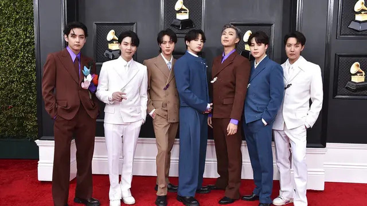 BTS di Grammy Awards 2022. ( Jordan Strauss/Invision/AP)