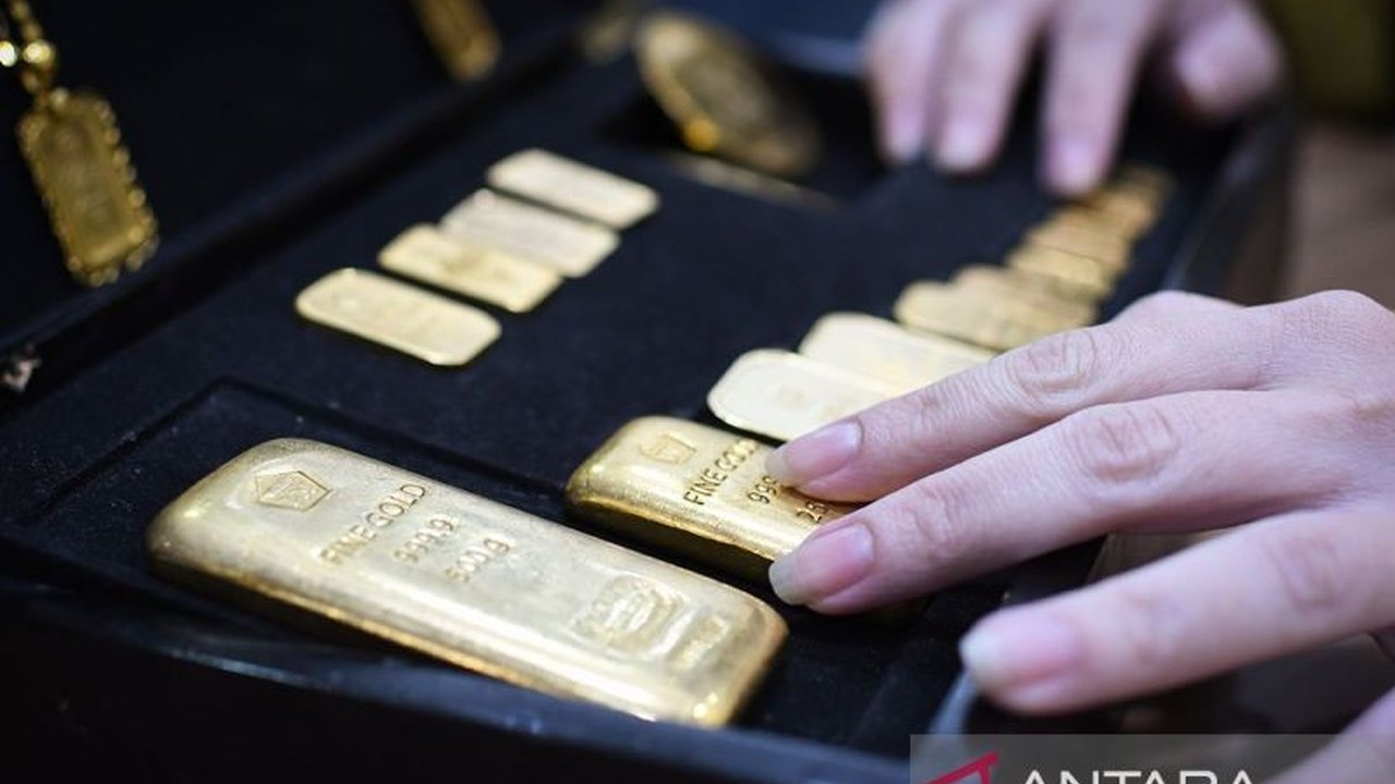 Harga emas Antam hari ini, Rabu, 9 April 2024, mengalami kenaikan signifikan menjadi Rp1.777.000 per gram setelah beberapa hari mengalami penurunan.