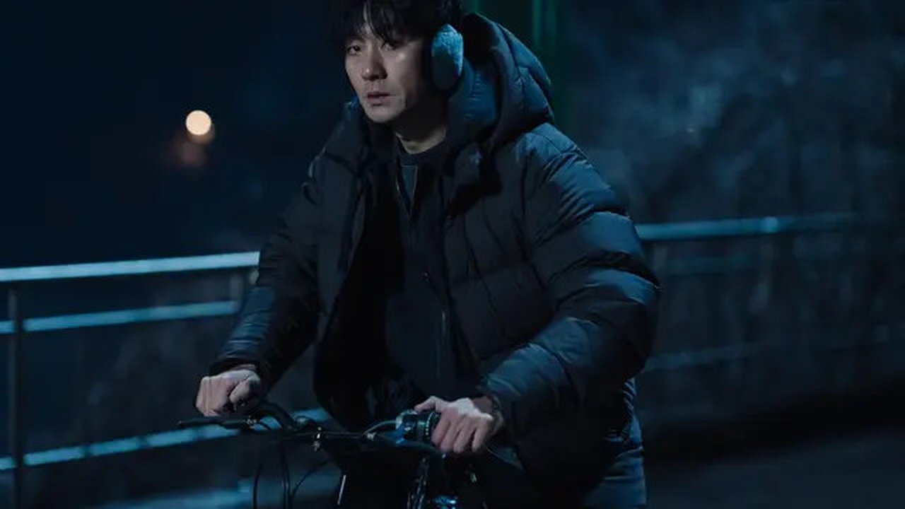 Park Hae Soo dalam drakor Karma. (Netflix via Soompi)