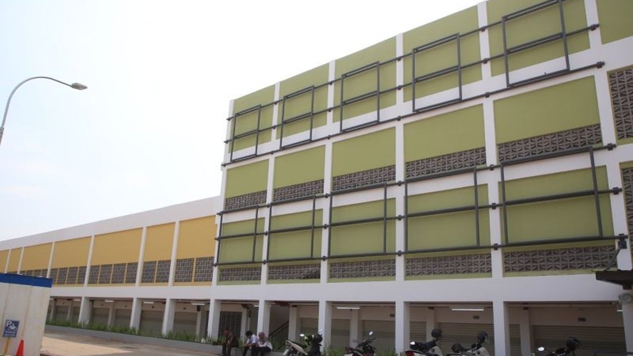 Pemindahan pedagang ke Pasar Anyar Tangerang yang telah direvitalisasi dengan anggaran Rp140 miliar ditargetkan selesai akhir bulan ini, setelah proses serah terima operasional dari Kementerian PUPR.