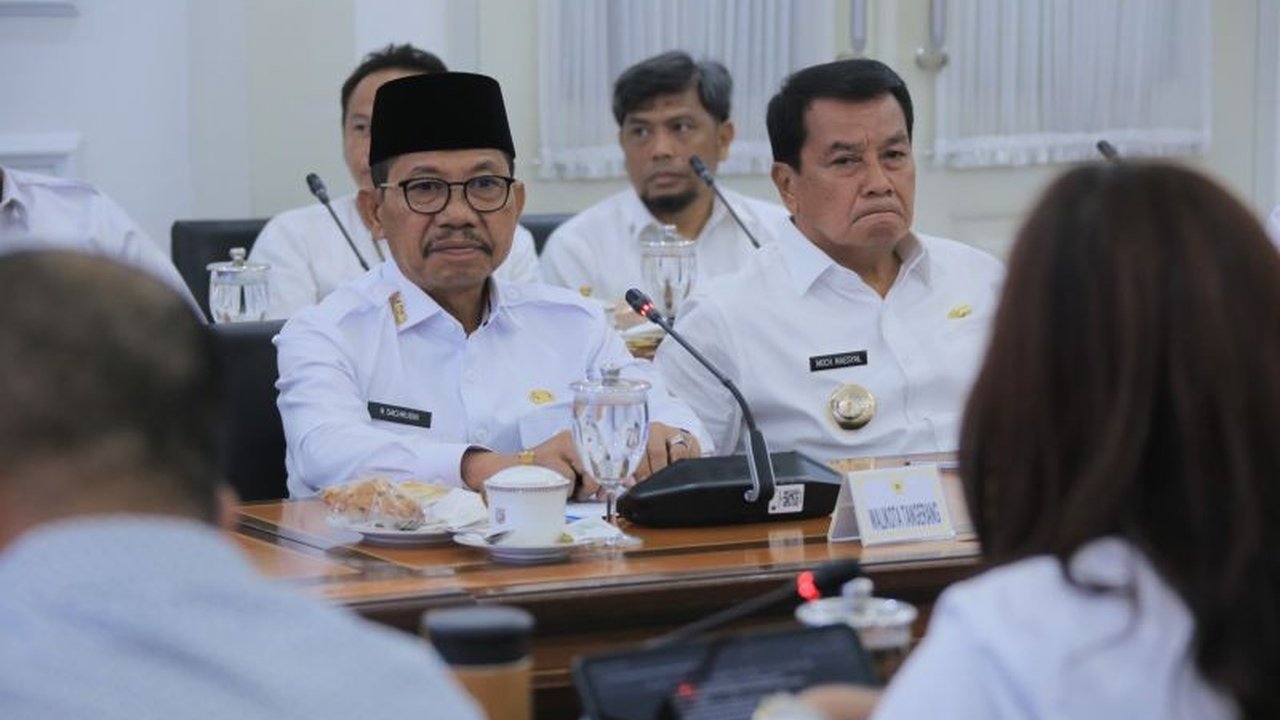 Wali Kota Tangerang, Sachrudin, mendukung perluasan layanan Jaklingko hingga Kota Tangerang untuk mengurangi kemacetan dan meningkatkan mobilitas warga, membuka peluang kolaborasi antar daerah Jabodetabek.