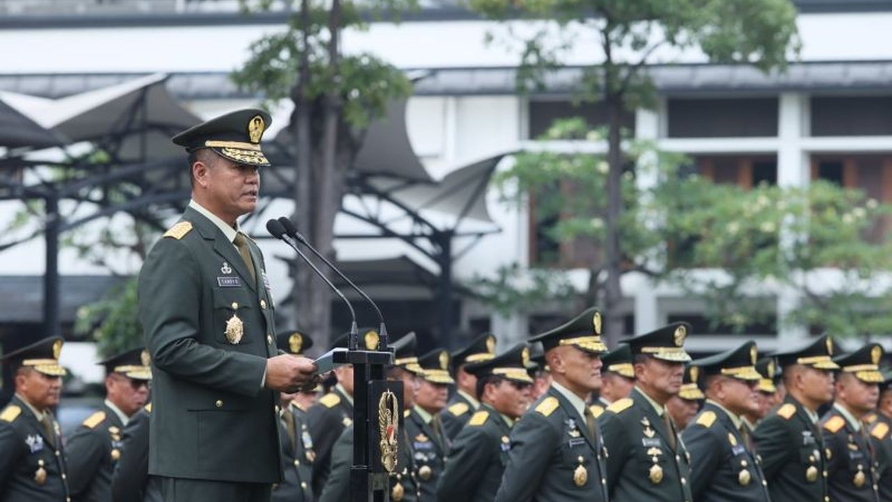 434 perwira remaja TNI AD resmi dilantik, KSAD Jenderal TNI Maruli Simanjuntak berpesan agar mereka menjaga kehormatan dan nama baik TNI AD serta menguasai ilmu pengetahuan dalam menghadapi tantangan tugas.
