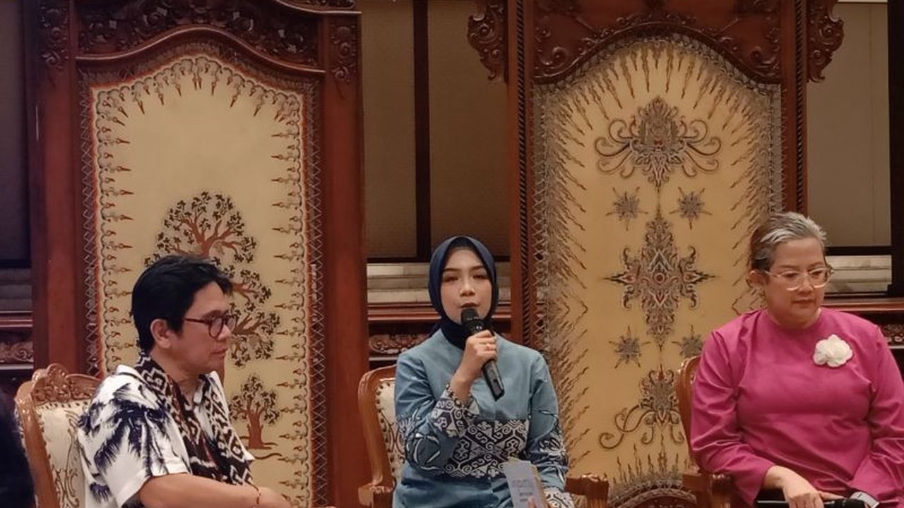 Taman Mini Indonesia Indah (TMII) memberikan diskon 50 persen tiket masuk dan berbagai acara menarik selama perayaan ulang tahun ke-50 pada 19-20 April 2025.